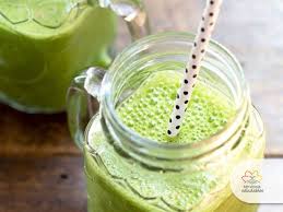 LUNES SALUDABLE CON BATIDO VERDE DETOX